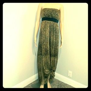 📣All Womens Clothing is on sale!